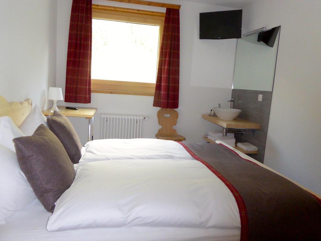 Hotel Roseg-Gletscher Pontresina Bilik gambar